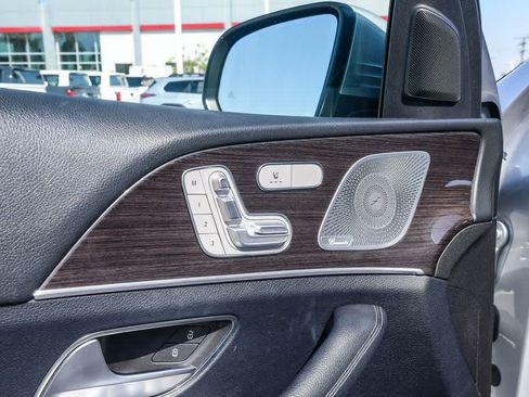 Used 2020 Mercedes-Benz GLE 350 w/ Premium Package image 28