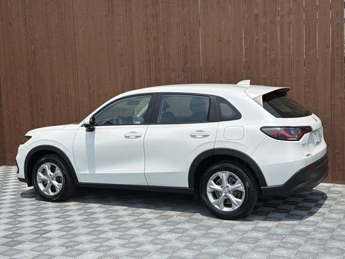 Used 2023 Honda HR-V LX image 14