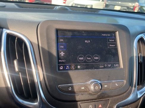 Used 2022 Chevrolet Equinox LT image 20