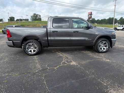 New 2026 RAM 1500 4x4 Crew Cab image 8