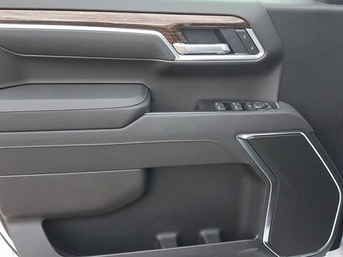 New 2026 GMC Sierra 1500 SLE AWD/4WD image 14