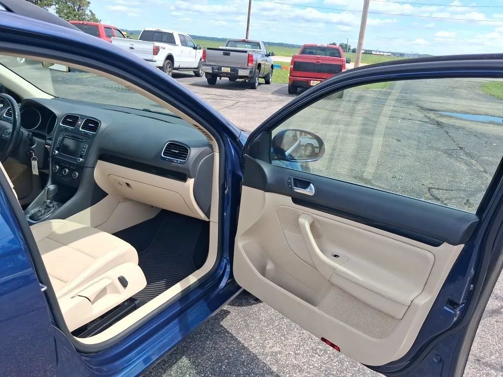 Used 2013 Volkswagen Jetta S FWD image 28