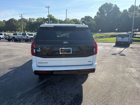 New 2027 Ford Expedition Max Platinum w/ Stealth Appearance Package AWD/4WD image 4