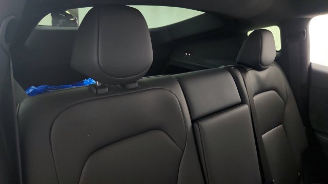 Used 2026 Tesla Model Y AWD image 37
