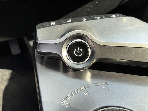 Used 2022 Kia EV6 Wind w/ Wind Technology Package image 28