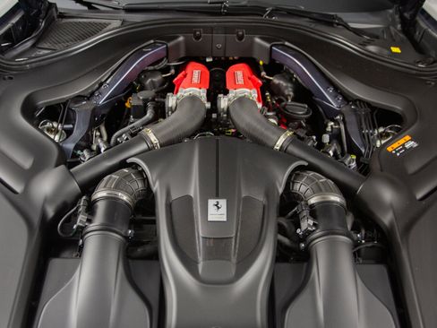 Certified 2024 Ferrari Roma Spider image 19