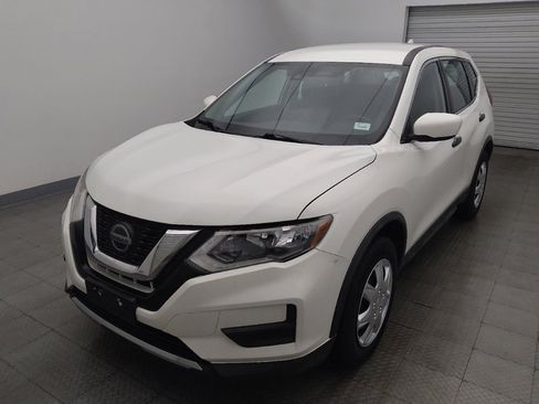 Used 2020 Nissan Rogue S FWD image 15