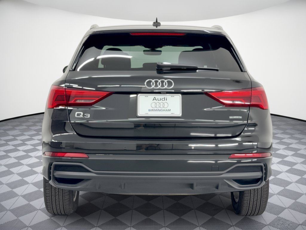 Used 2025 Audi Q3 2.0T Premium AWD/4WD image 11
