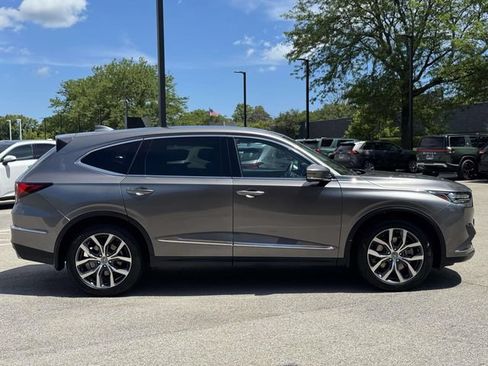 Used 2024 Acura MDX SH-AWD w/ Technology Package image 4