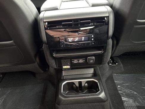 New 2026 Jeep Grand Wagoneer Limited AWD/4WD image 24