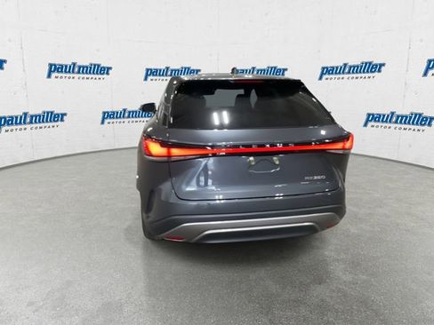 Used 2025 Lexus RX 350 FWD w/ Technology Package image 9