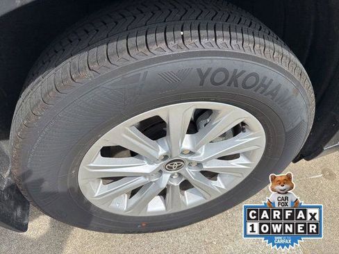 Certified 2026 Toyota Grand Highlander XLE image 8