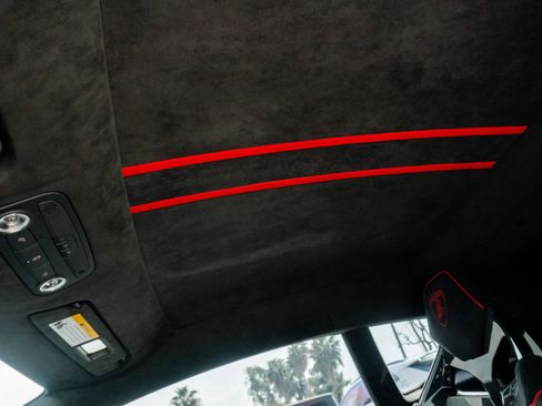 Used 2024 Lamborghini Huracan Tecnica image 72