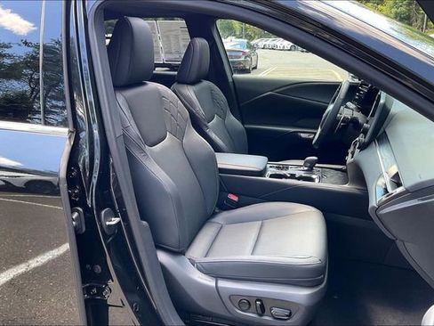 Used 2024 Lexus RX 350 Premium w/ Accessory Package (Z1) AWD/4WD image 29