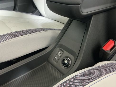 New 2026 MINI Cooper S FWD image 12