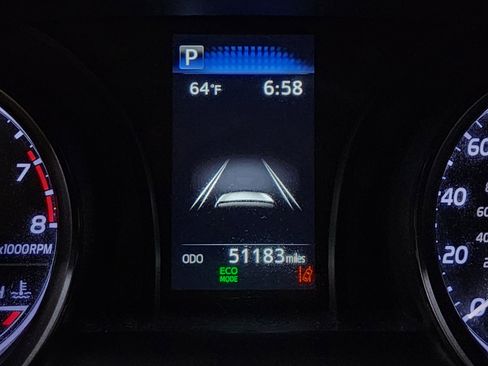 Used 2022 Toyota Camry SE w/ Carpet Mat Package (TMS) image 24