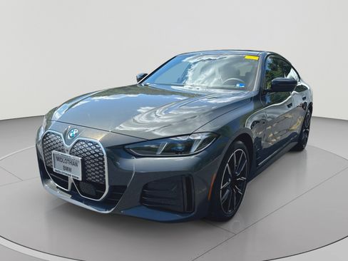 Used 2025 BMW i4 xDrive40i w/ M Sport Package AWD/4WD image 5