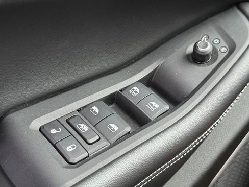 Used 2022 Jeep Grand Cherokee L Limited image 26