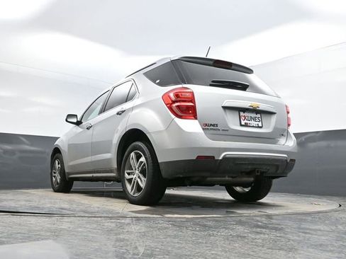 Used 2017 Chevrolet Equinox Premier w/ Enhanced Convenience Package image 42