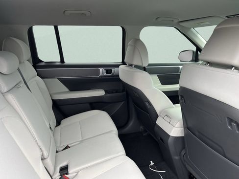 New 2026 Hyundai Santa Fe SE FWD image 22