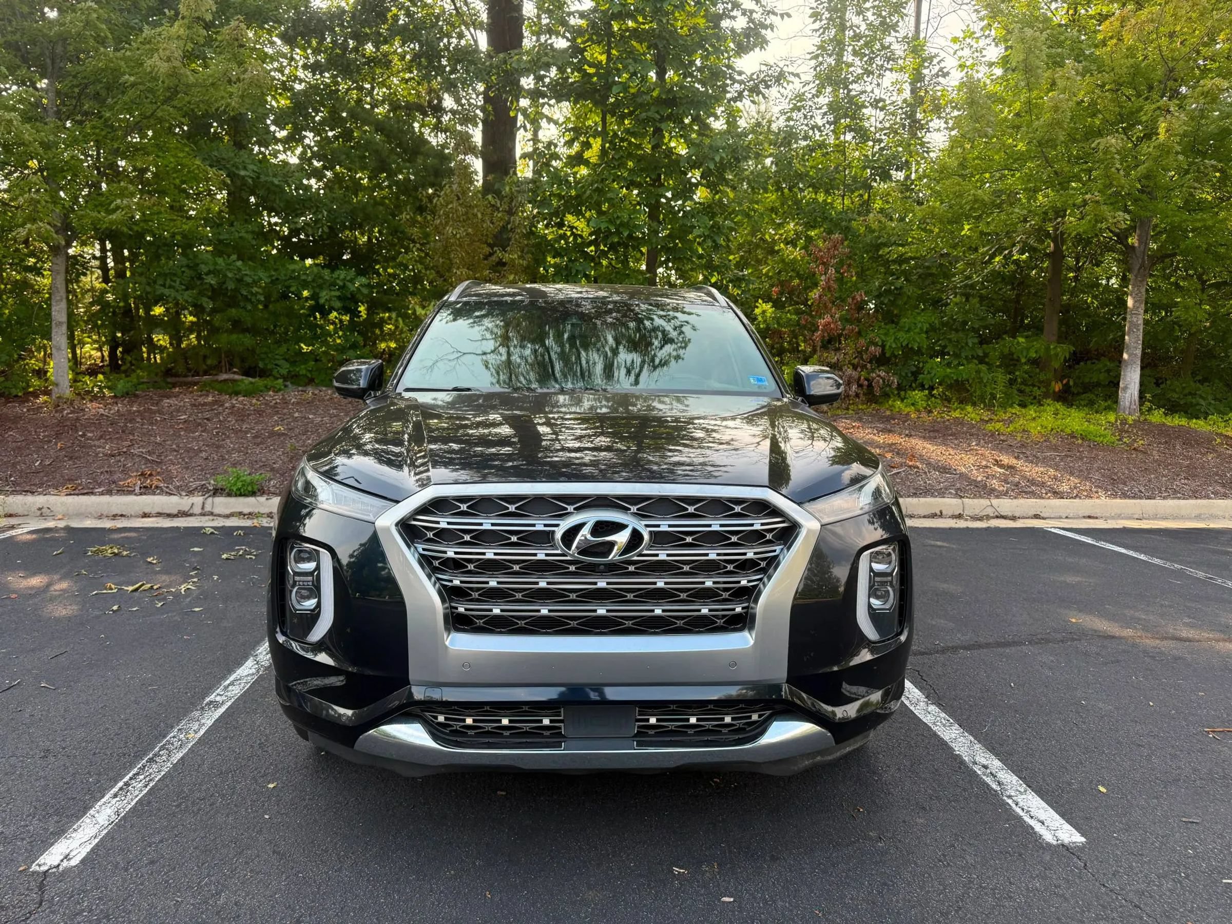 Used 2020 Hyundai Palisade Limited FWD image 3