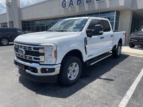 New 2025 Ford F350 XLT w/ 360-Degree Camera Package image 3
