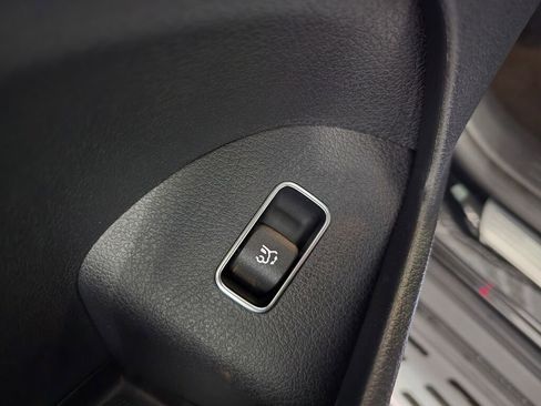 Certified 2025 Mercedes-Benz GLE 350 4MATIC image 33