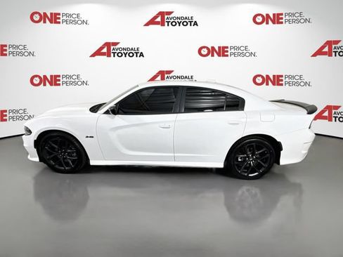 Used 2023 Dodge Charger R/T w/ Blacktop Package RWD image 4