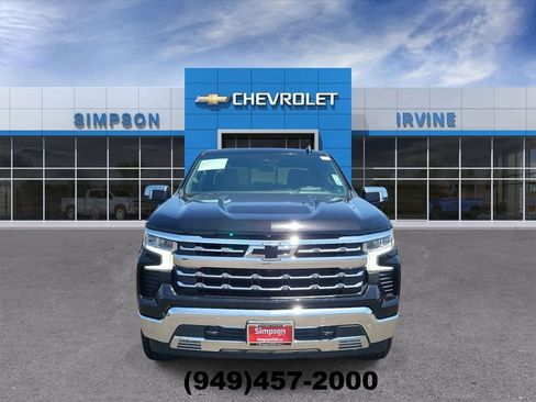 Used 2023 Chevrolet Silverado 1500 LTZ w/ Technology Package AWD/4WD image 3