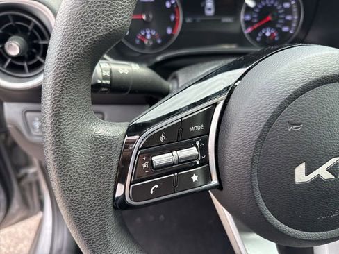 Certified 2023 Kia Forte LXS w/ LXS Technology Package image 20