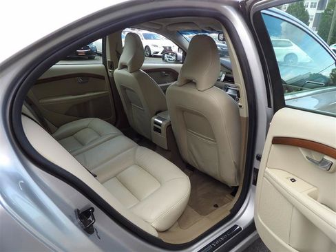 Used 2010 Volvo S80 3.2 FWD image 13