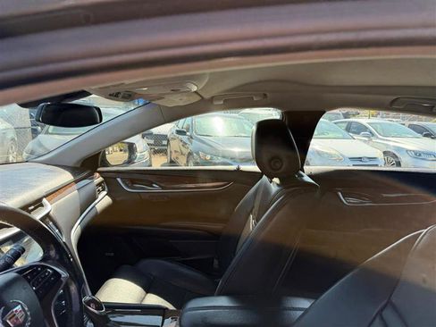 Used 2015 Cadillac XTS Luxury image 13