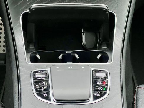 Certified 2022 Mercedes-Benz GLC 43 AMG 4MATIC image 21