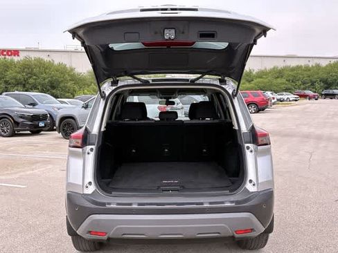 Used 2023 Nissan Rogue SV FWD image 35