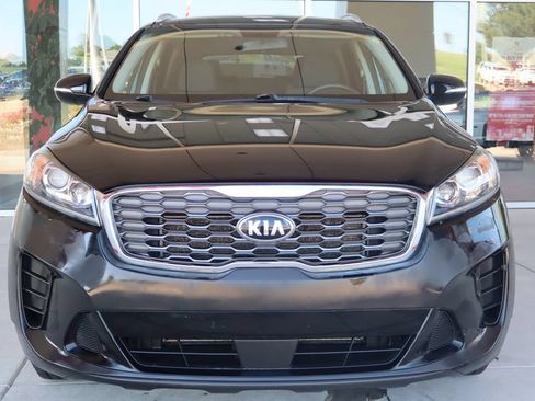 Used 2020 Kia Sorento LX w/ LX I4 Convenience Package AWD/4WD image 2
