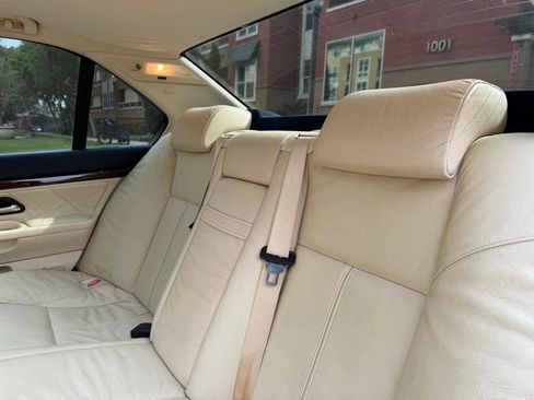 Used 2001 BMW 740iL RWD image 30