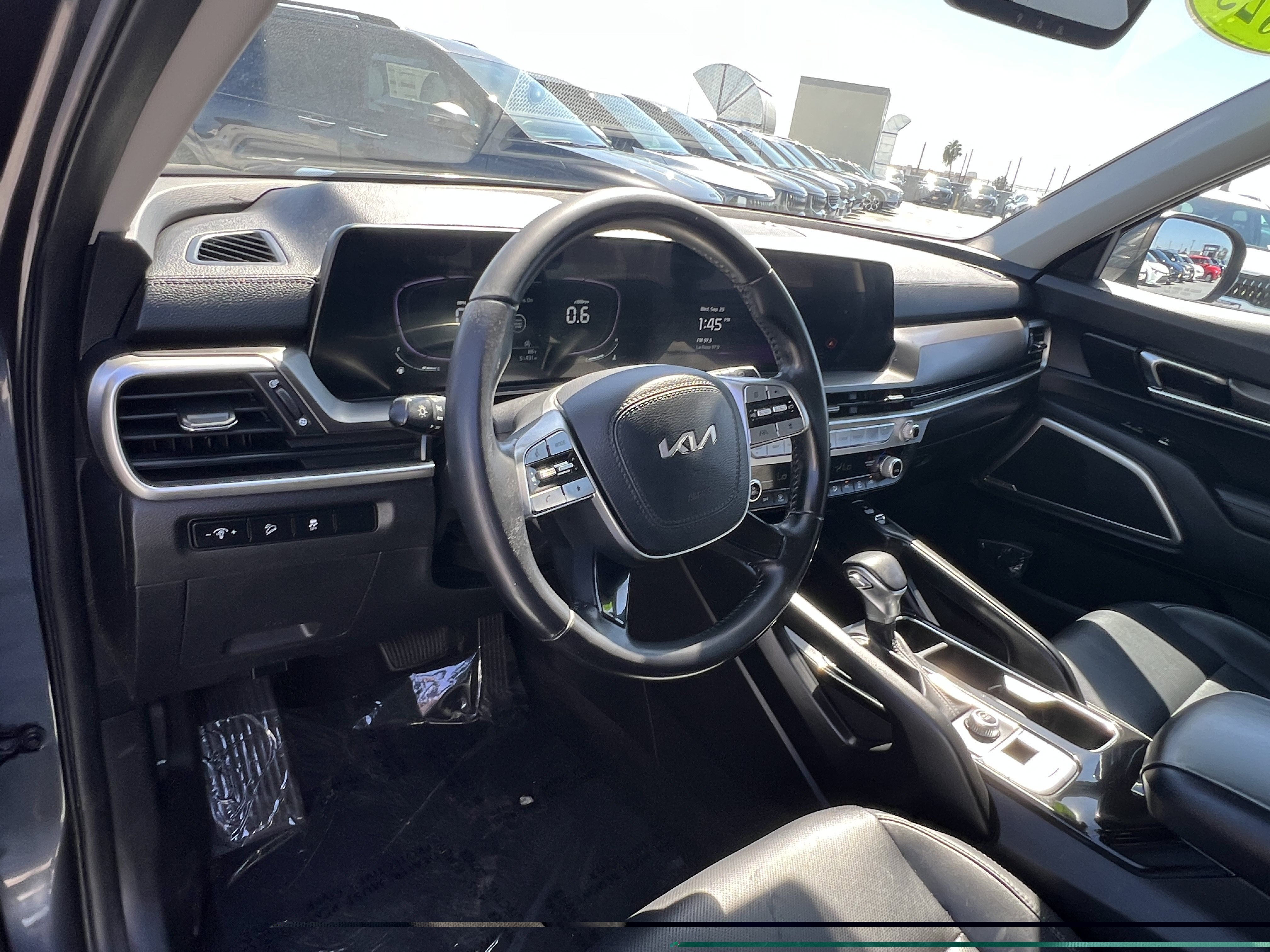 Certified 2023 Kia Telluride S FWD image 23