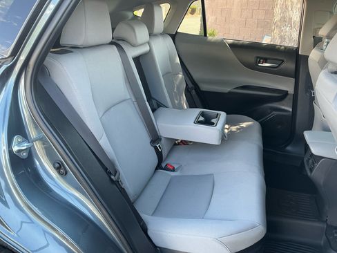 Certified 2024 Toyota Venza LE AWD/4WD image 17