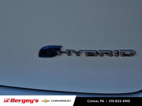 Used 2023 Chrysler Pacifica Touring-L FWD image 31