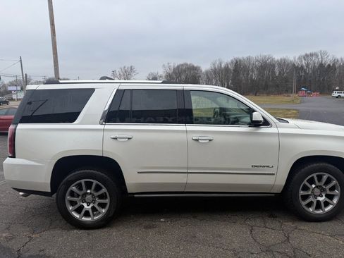 Used 2015 GMC Yukon Denali w/ Premium Package image 6
