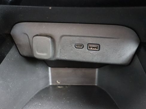 Used 2024 Chevrolet Trax LT image 16