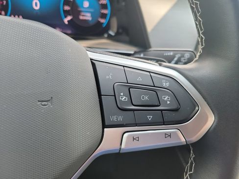 Used 2024 Volkswagen Atlas Cross Sport SE FWD image 15