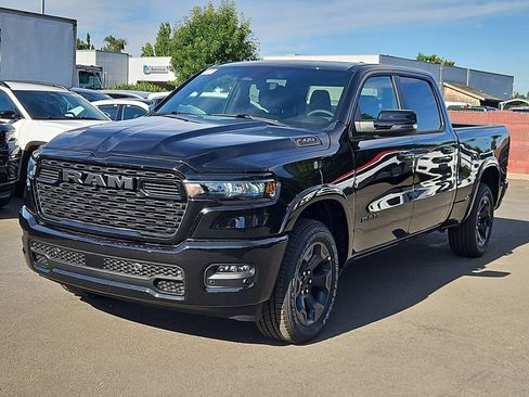 New 2026 RAM 1500 Big Horn AWD/4WD image 3