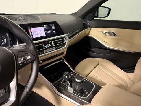Used 2021 BMW 330i Sedan w/ Parking Assistance Package RWD image 26