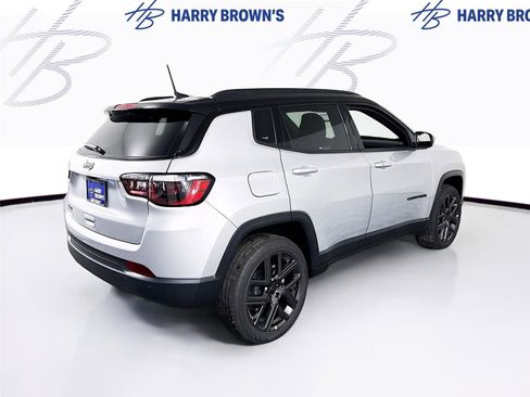 New 2026 Jeep Compass Limited image 30
