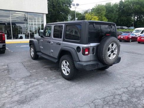 Used 2021 Jeep Wrangler Unlimited Sport AWD/4WD image 4