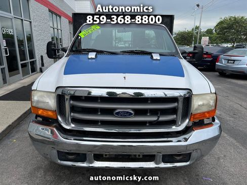 Used 2000 Ford F350 Lariat image 1