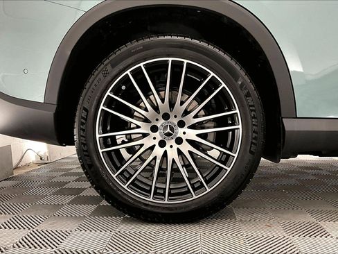 Used 2026 Mercedes-Benz GLC 300 image 8