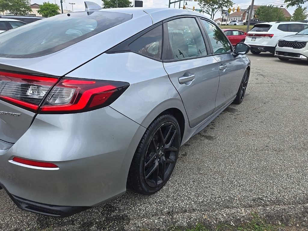 Used 2024 Honda Civic Sport image 3