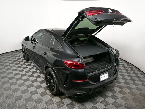 Used 2022 BMW X6 M50i w/ Executive Package image 29